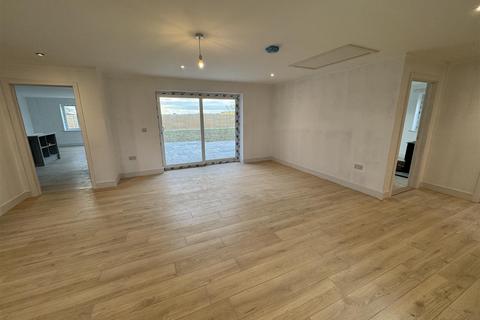 undefined, Hall Road, Brockdish