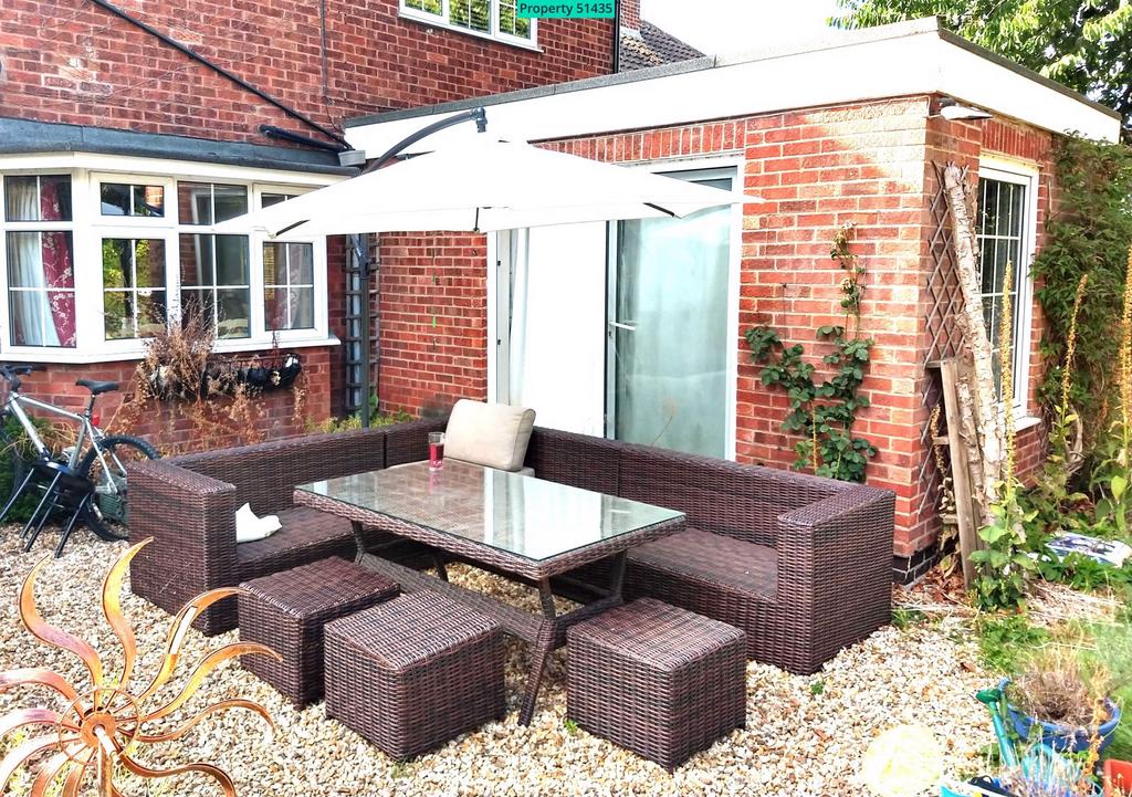 Patio / seating