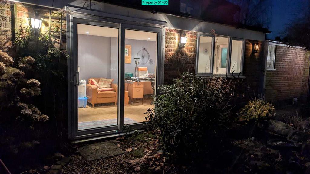Garden room 2