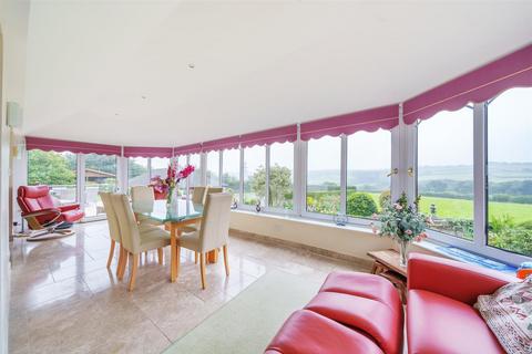 6 bedroom detached house for sale, Eastacombe, Barnstaple