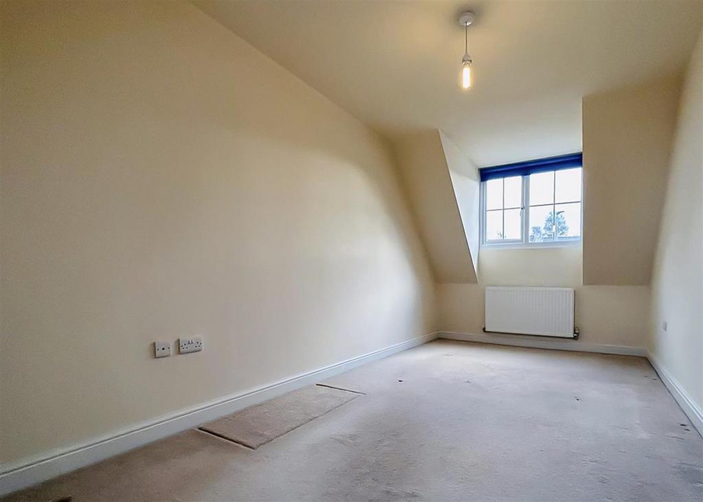 4 Mirbeck Close-bed4.jpg