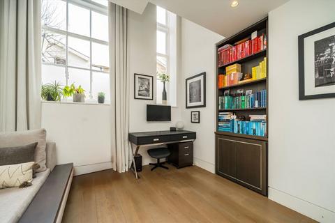 2 bedroom flat for sale, Bridge Lane, London SW11