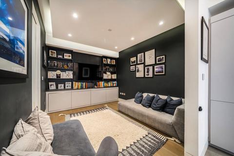 2 bedroom flat for sale, Bridge Lane, London SW11