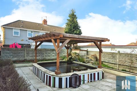 3 bedroom semi-detached house for sale, Crescent Road, Havercroft, Wakefield, West Yorkshire, WF4