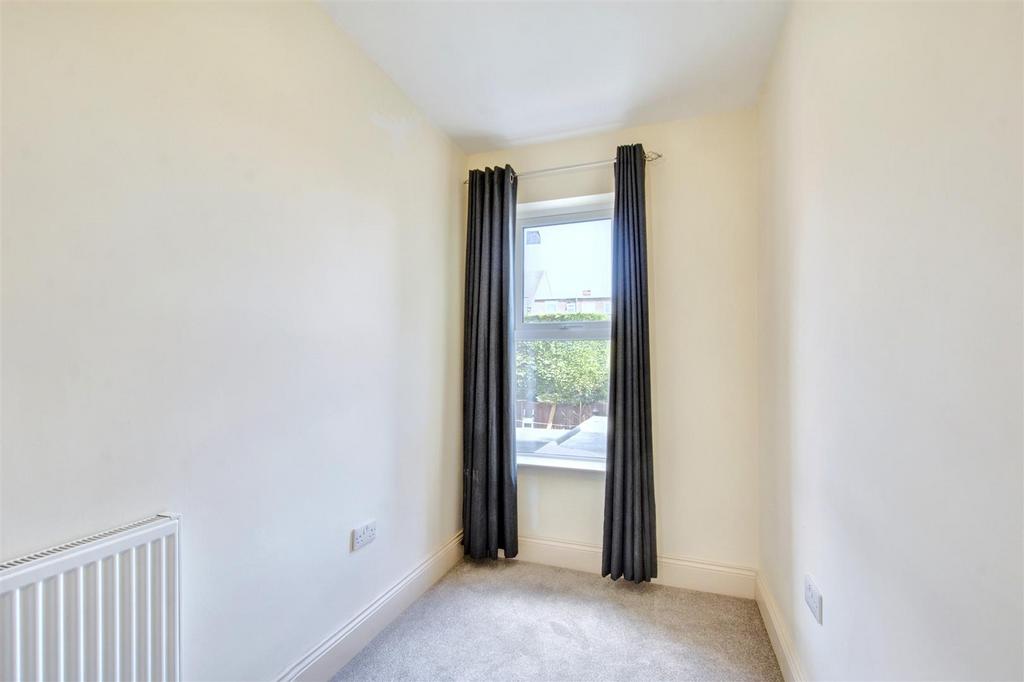 Bedroom 4.jpeg