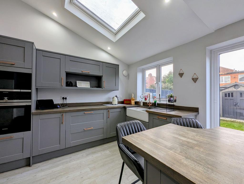Kitchen / DIner