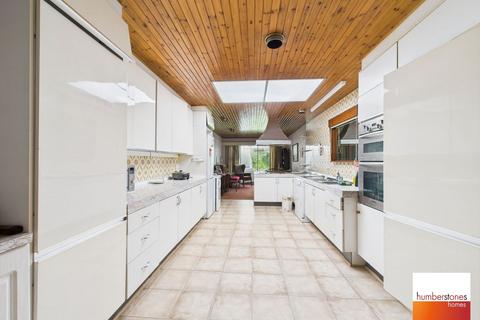 3 bedroom detached bungalow for sale, Woodgreen Road, Oldbury, B68 0DE