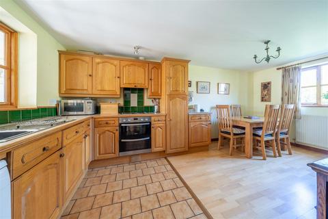 4 bedroom detached house for sale, Brimfield, Ludlow