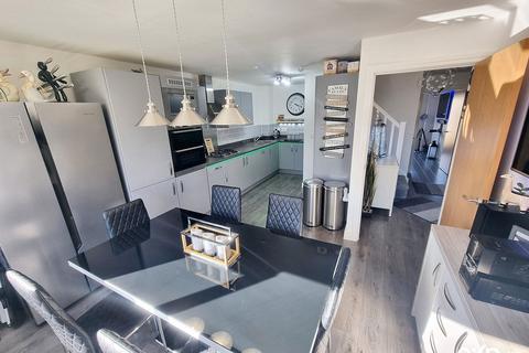 undefined, Castle Park Close, Paignton TQ4