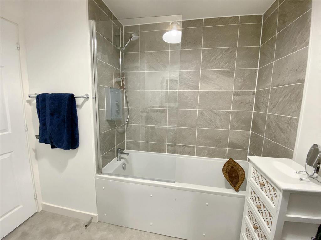 Upstairs bathroom