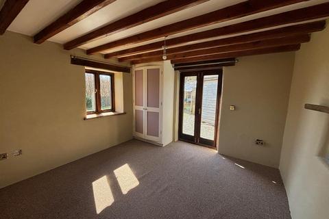2 bedroom detached house to rent, New Road, Boscastle