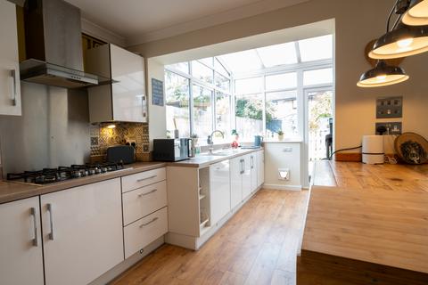 126 Tadburn Road, Romsey, SO51 5HS
