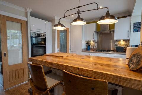 126 Tadburn Road, Romsey, SO51 5HS