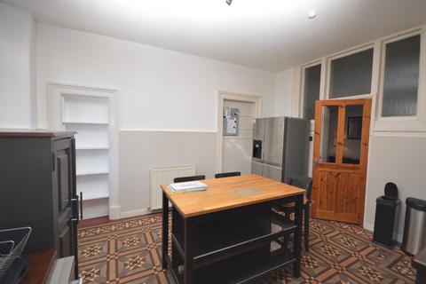 2 bedroom flat to rent, Culduthel House, Inverness, IV2