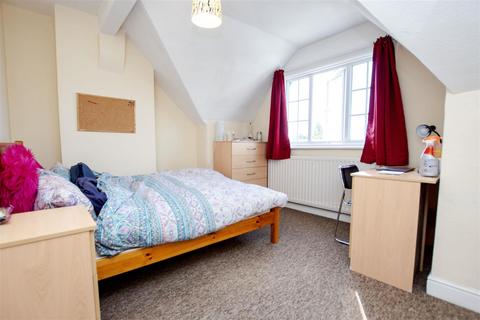 undefined, Raddlebarn Road, Birmingham B29