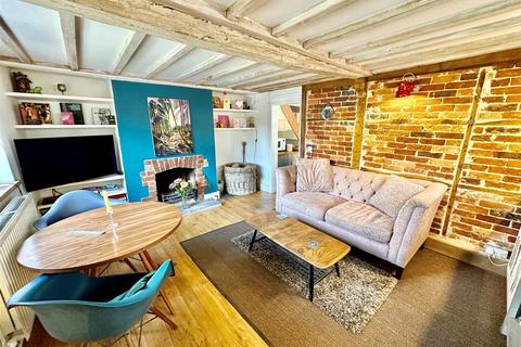 2 bedroom detached house for sale, Red Lion Lane, Farnham