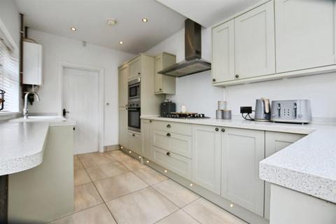 3 bedroom semi-detached house for sale, Watt Street, Hull