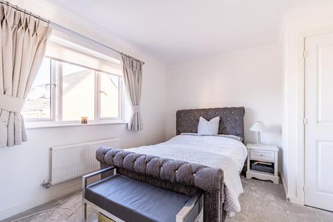 8 Snowdrop Drive, Emersons Green, Bristol, BS16 7LF