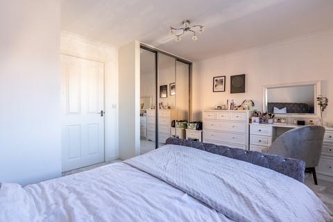 8 Snowdrop Drive, Emersons Green, Bristol, BS16 7LF