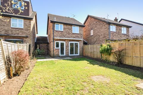 7 Lammas Road, Godalming, GU7 1YL