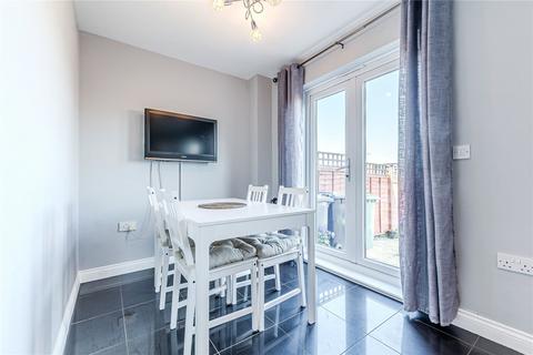 5 Bramble Square, East Ardsley, Wakefield, WF3 2JN