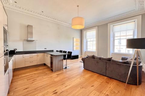 2 bedroom flat to rent, Lynedoch Street, Glasgow G3