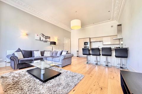 2 bedroom flat to rent, Lynedoch Street, Glasgow G3
