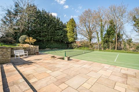 Woodmans Retreat Ballsdown, Chiddingfold, Godalming, GU8 4XJ