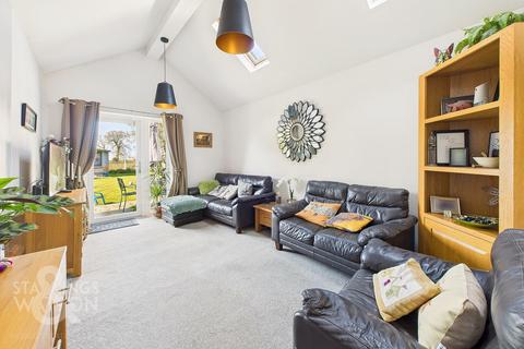 3 bedroom detached bungalow for sale, Norwich Road, Barnham Broom, Norwich