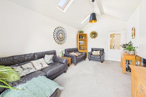 3 bedroom detached bungalow for sale, Norwich Road, Barnham Broom, Norwich