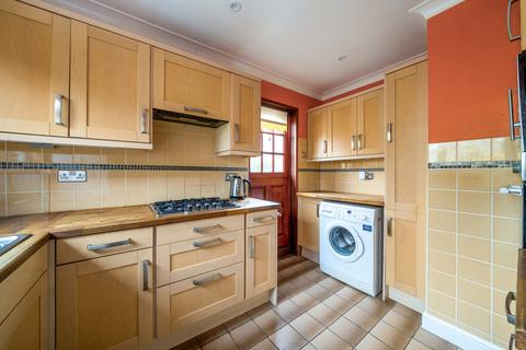 5 Butt Close, Cranleigh, GU6 7DQ