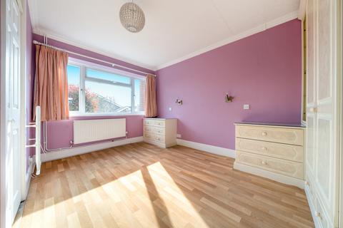 5 Butt Close, Cranleigh, GU6 7DQ