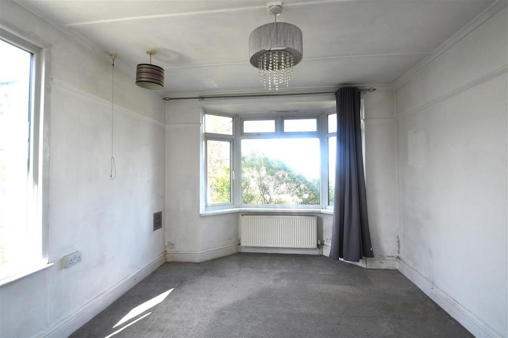 Principal bedroom
