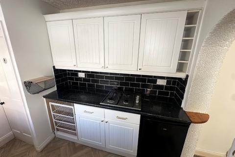 undefined, St. Saviours Crescent, Luton, Bedfordshire, LU1 5HG
