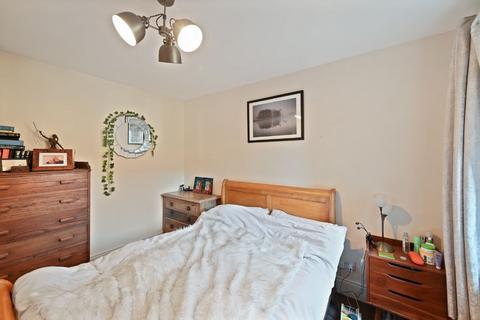 58 Sopwith Close, Kingston Upon Thames, KT2 5RN