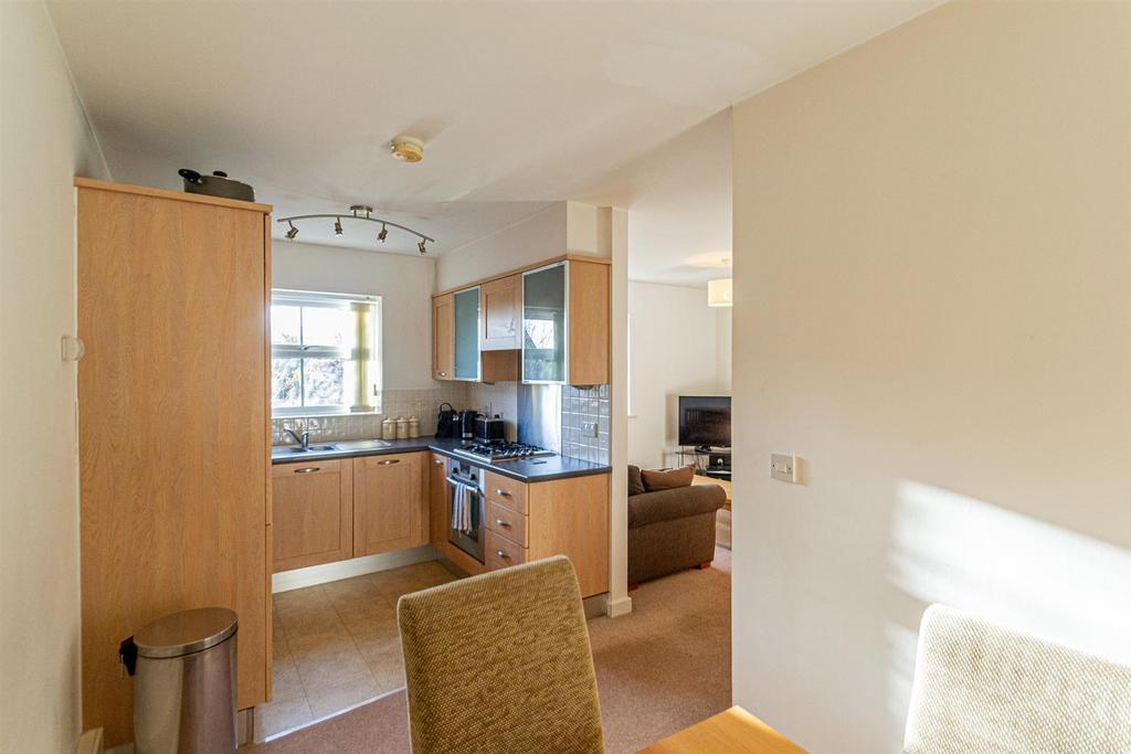 Open plan dining kitchen &amp; lounge