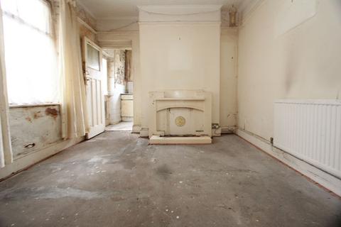 10 Cardiff Road, Barry, CF63 2QY