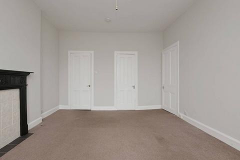1 bedroom flat for sale, 3F2  7 Elliot Street, Edinburgh, EH7 5LX