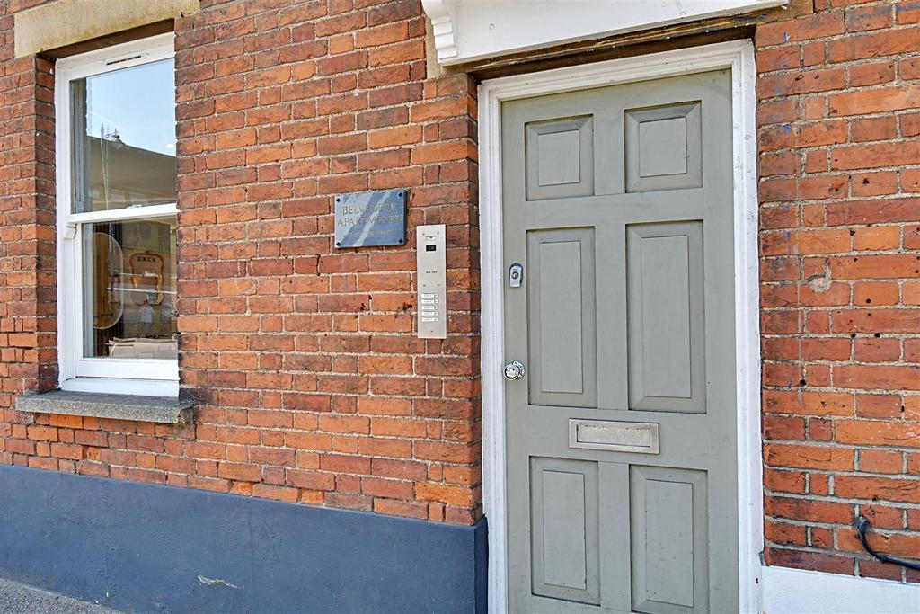 Entrance 2.jpg