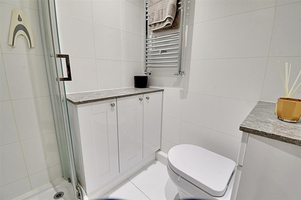 Shower Room 3.jpg