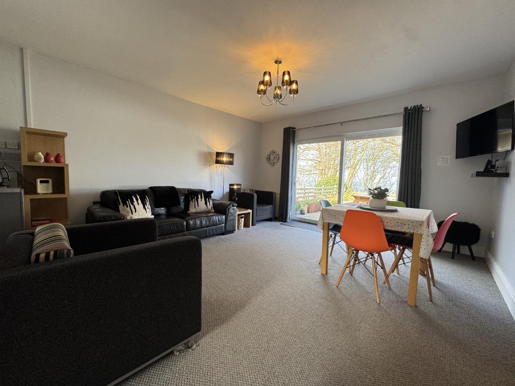 Open Plan Living & Kitchen Space