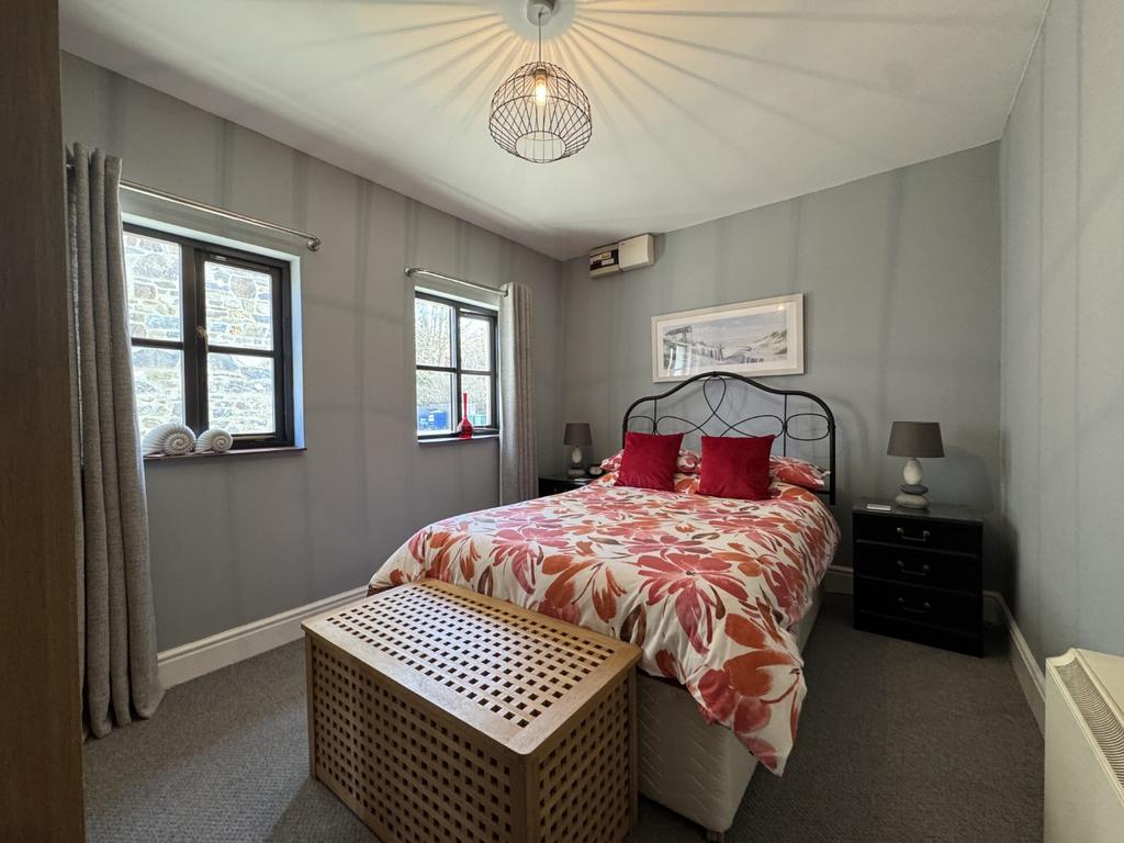 Double Bedroom 1