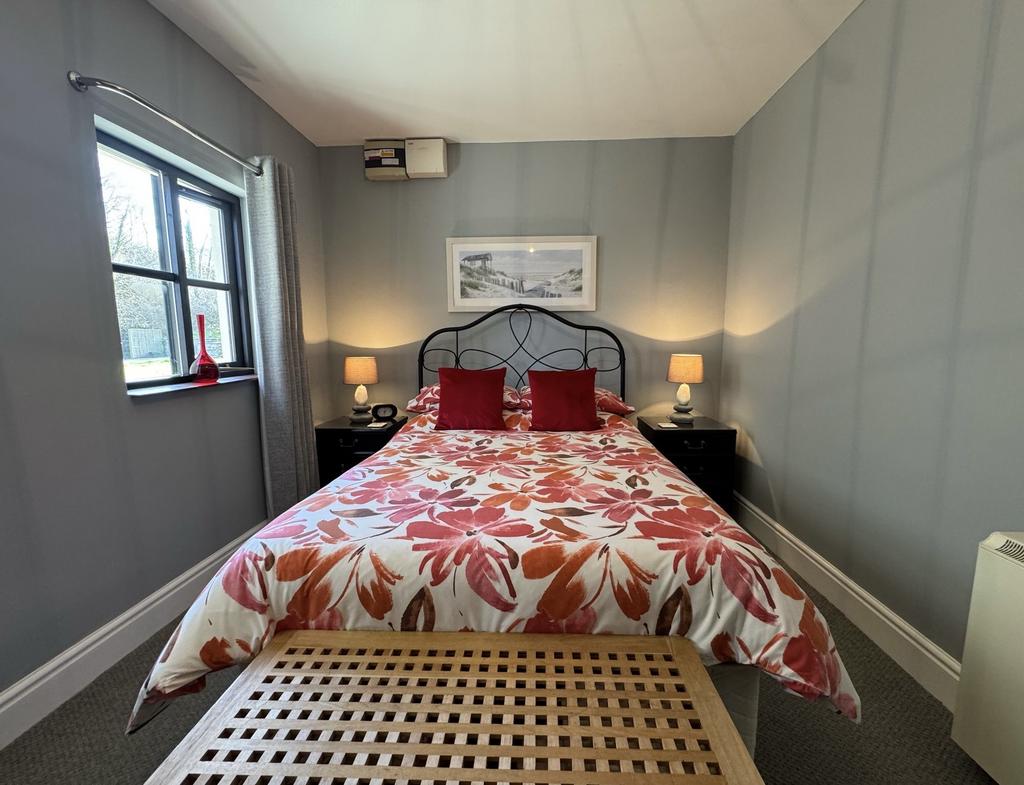Double Bedroom 1