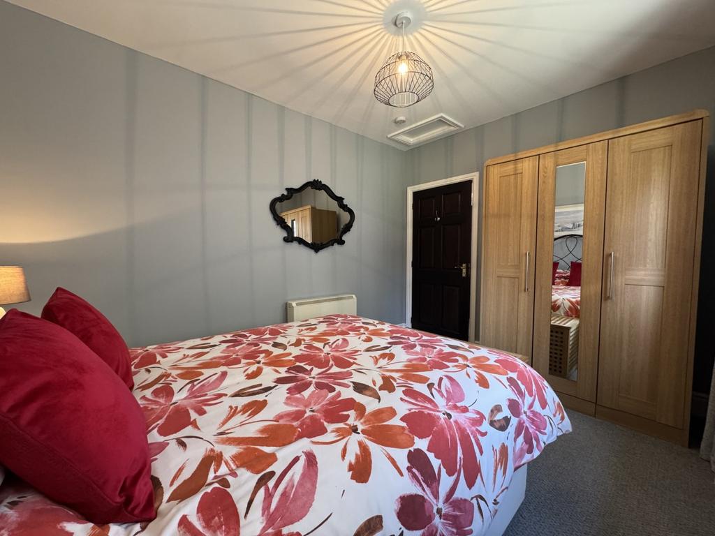 Double Bedroom 1