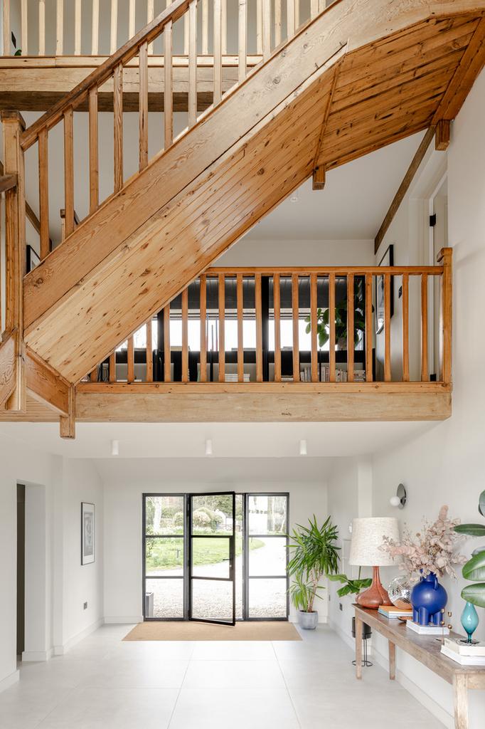 274348 - TMH EAST HEATH BARN-124.jpg