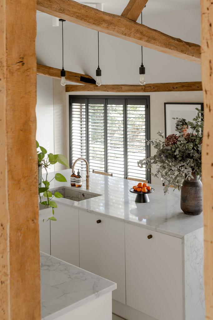 274352 - TMH EAST HEATH BARN-128.jpg