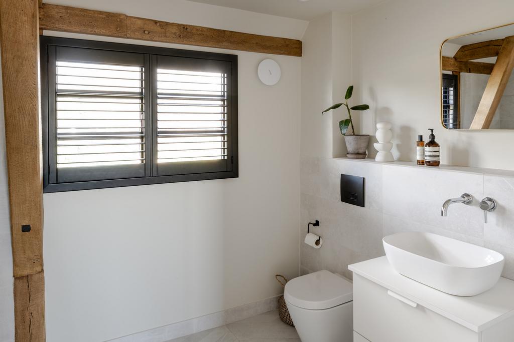 274375 - TMH EAST HEATH BARN-151.jpg