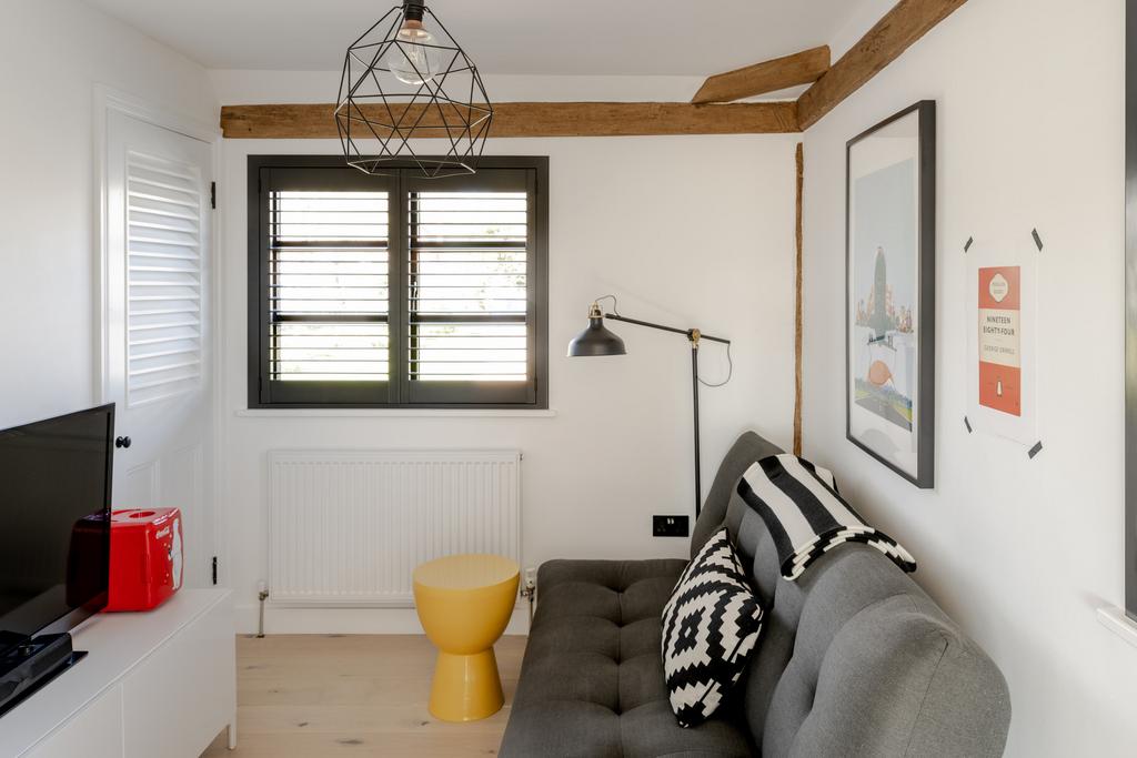 274383 - TMH EAST HEATH BARN-159.jpg