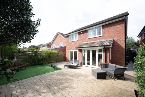 6 Golfside Close, New Malden, KT3 4RH