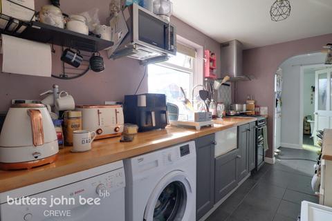 2 bedroom cottage for sale, New Street, Haslington